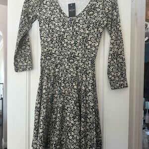 Hollister Black and White Fit and Flare Dress Long Sleeve Scoop Neck